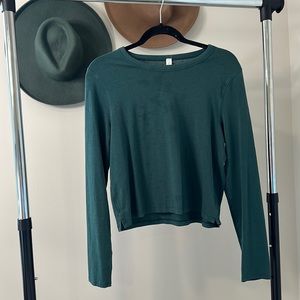 Lululemon crop long sleeve t-shirt